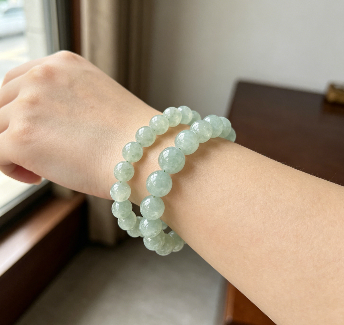 Handcrafted natural Xiuyan Jade beaded stretch bracelet